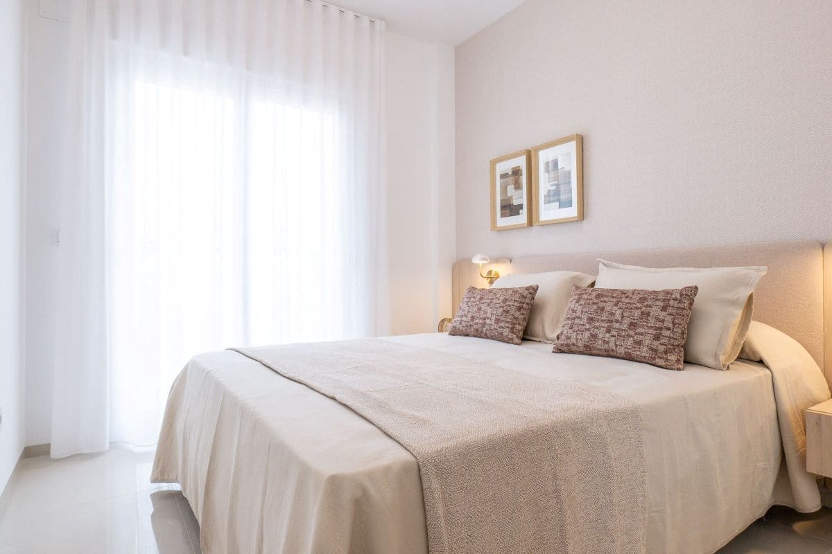 2 quarto Bungalow para venda em Ciudad Quesada com piscina - 299 000 € (Ref: 9787855)