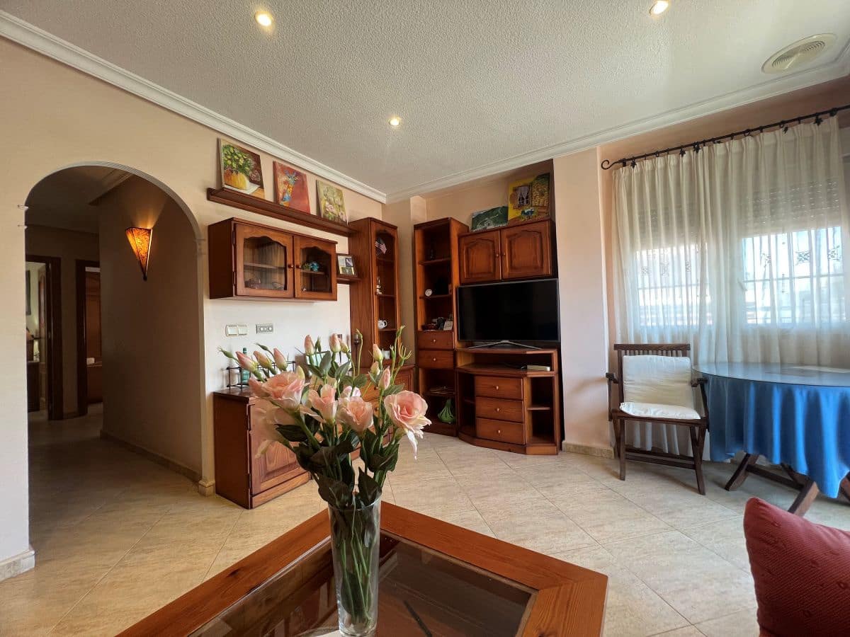 3 bedroom Apartment for sale in Torrevieja - € 218,000 (Ref: 9937339)