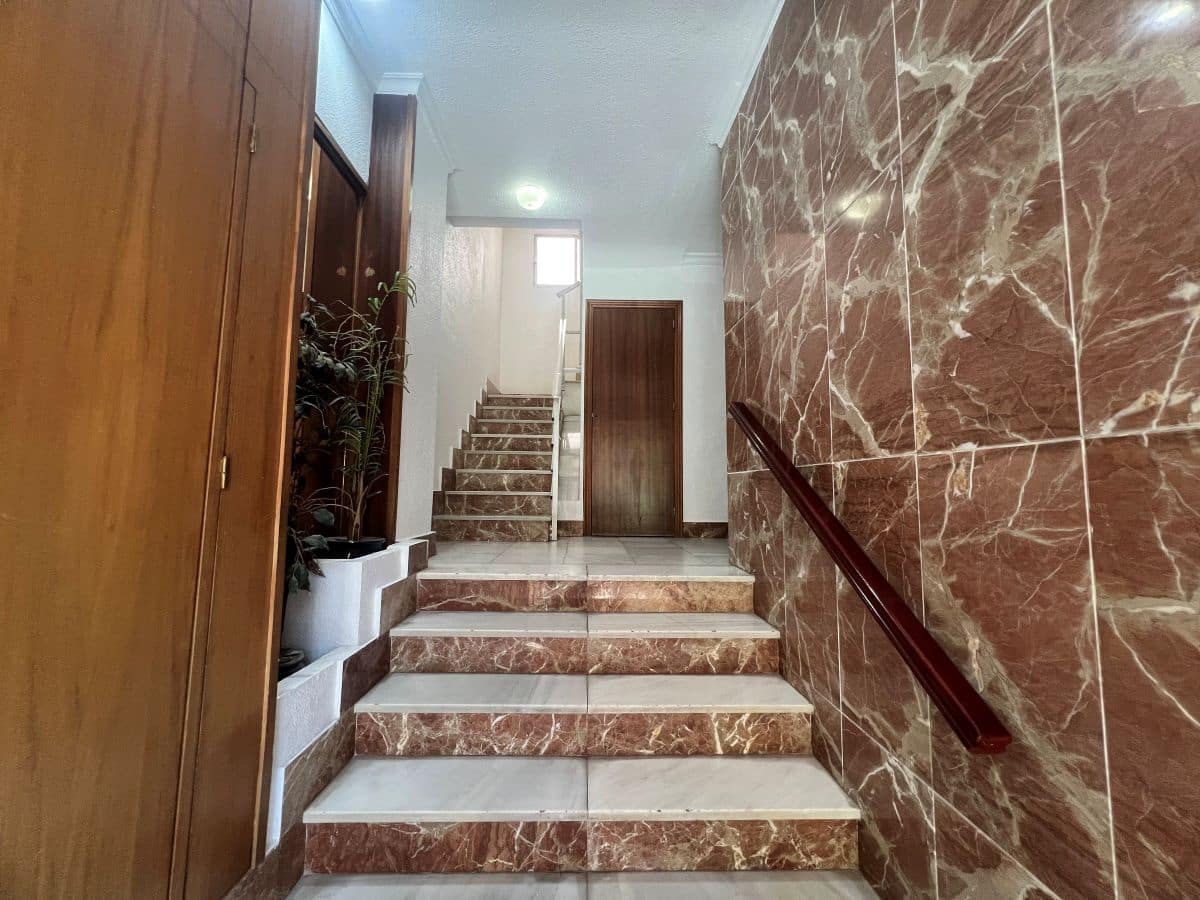 3 bedroom Apartment for sale in Torrevieja - € 218,000 (Ref: 9937339)