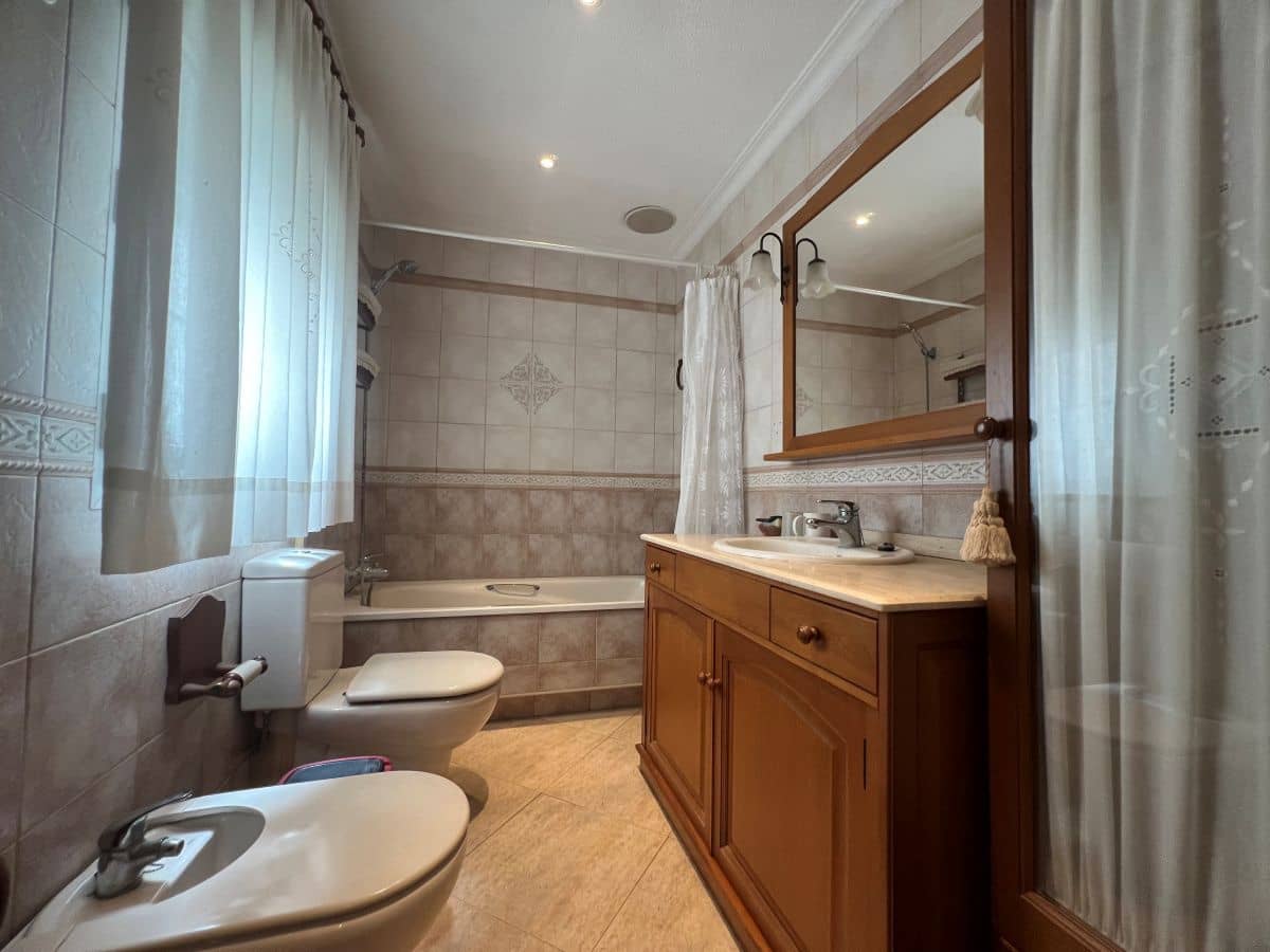 3 bedroom Apartment for sale in Torrevieja - € 218,000 (Ref: 9937339)