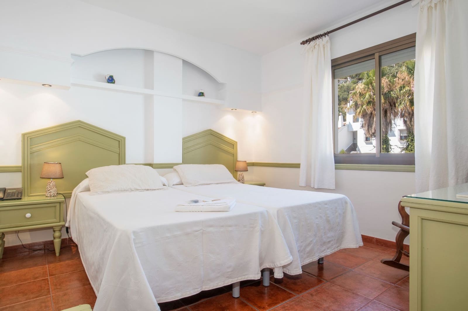 Local Commercial à vendre à Arenas - 3 400 000 € (Ref: 8884946)