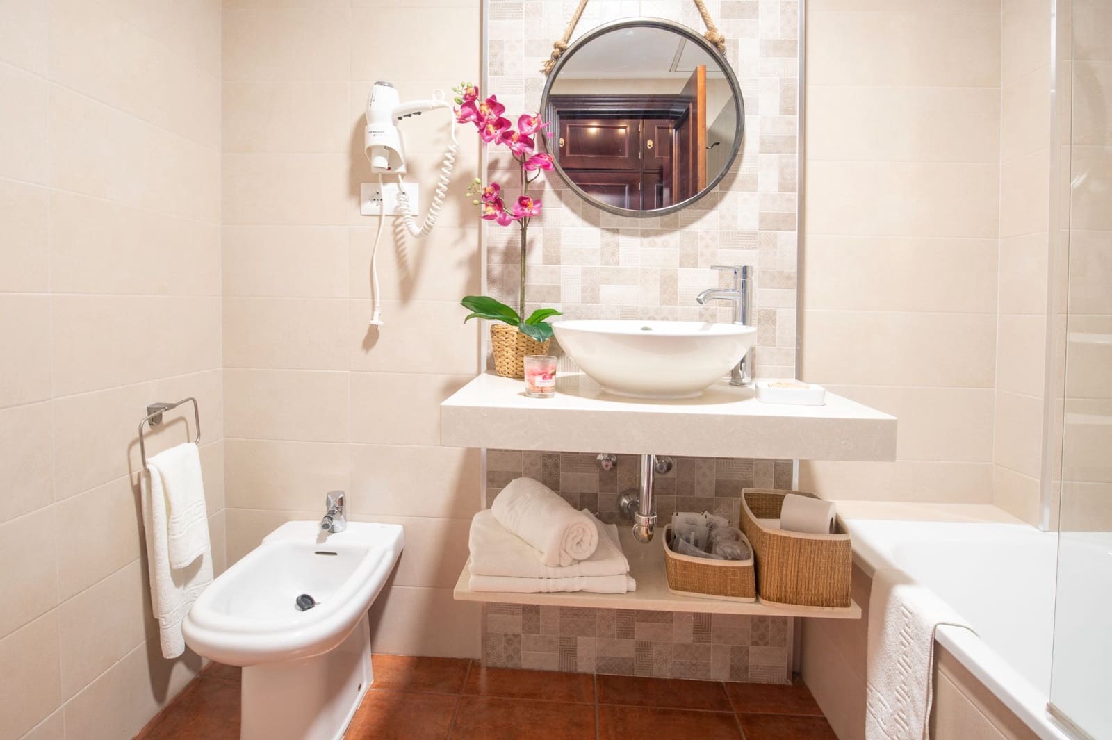 Local Commercial à vendre à Arenas - 3 400 000 € (Ref: 8884946)