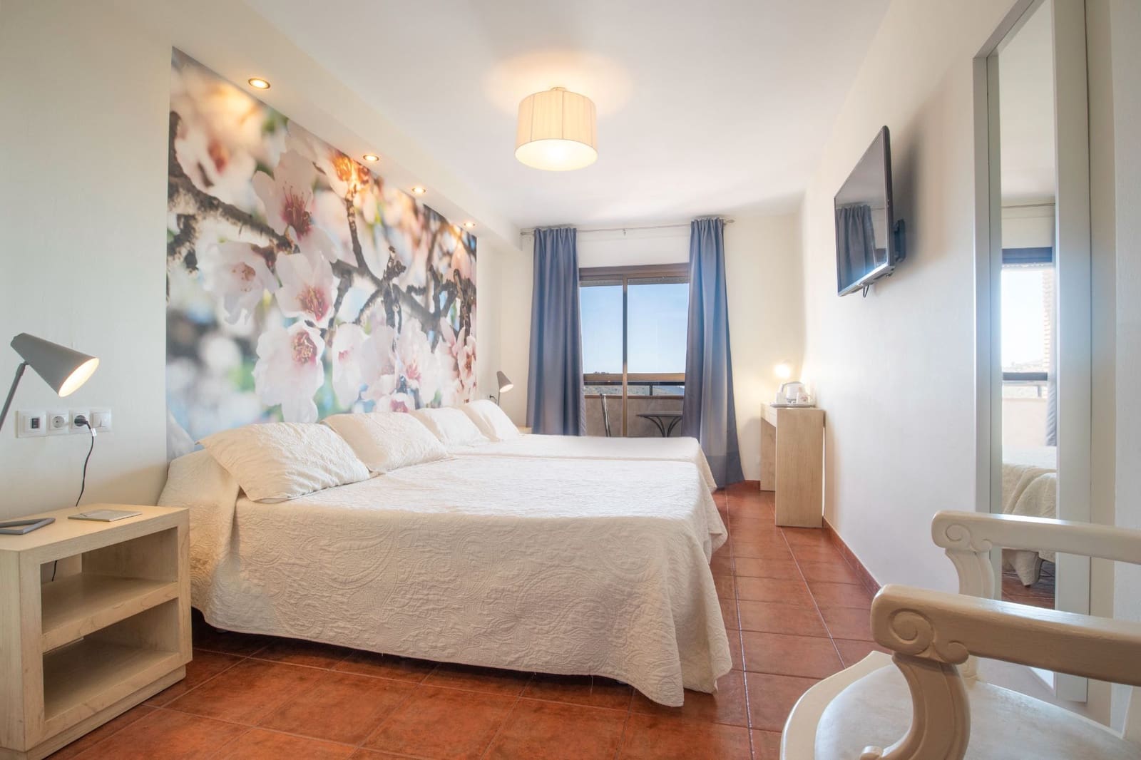 Local Commercial à vendre à Arenas - 3 400 000 € (Ref: 8884946)