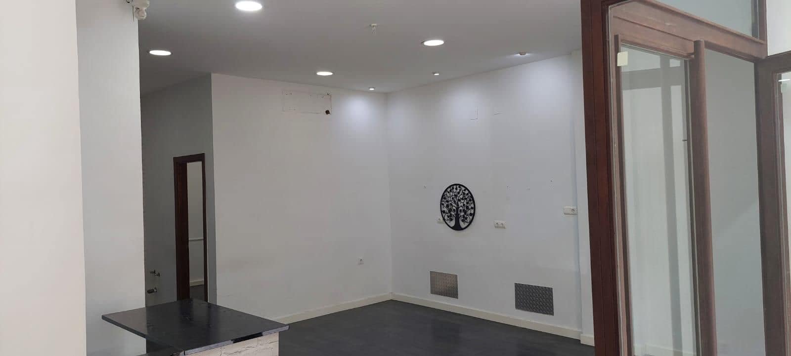 Kaupallinen myytävänä paikassa Malaga kaupunki - 140 000 € (Ref: 8884949)