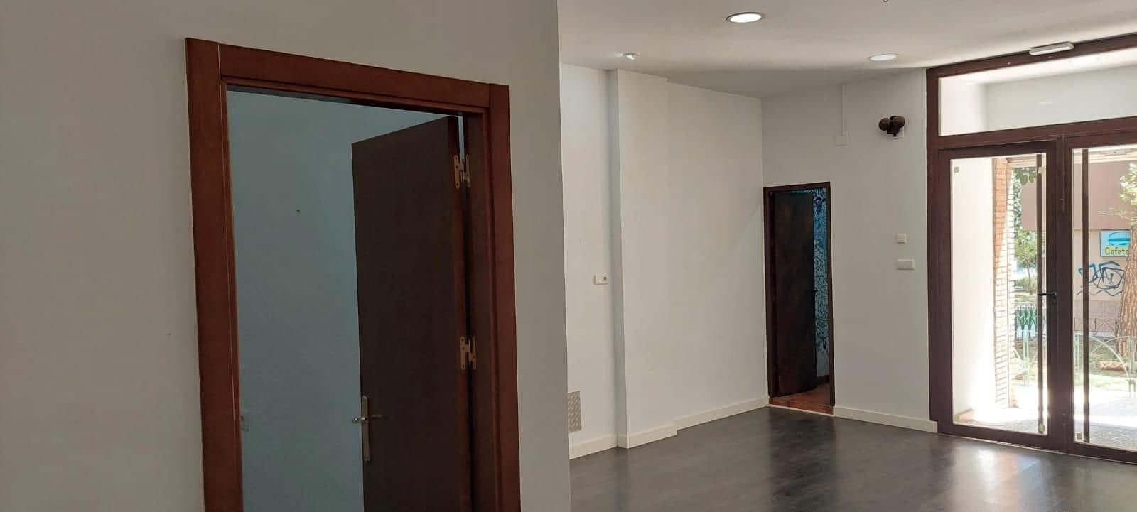 Kaupallinen myytävänä paikassa Malaga kaupunki - 140 000 € (Ref: 8884949)