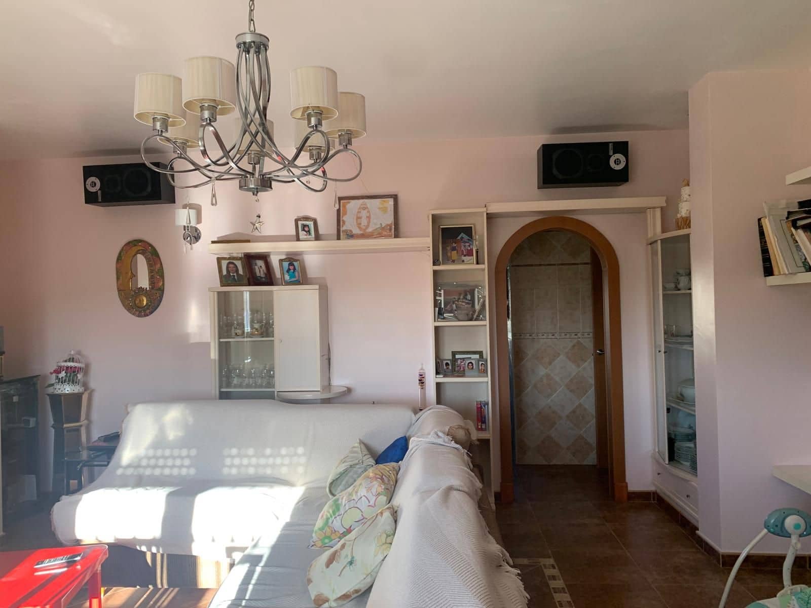 8 soverom Villa til salgs i Malaga by med svømmebasseng garasje - € 495 000 (Ref: 8884970)
