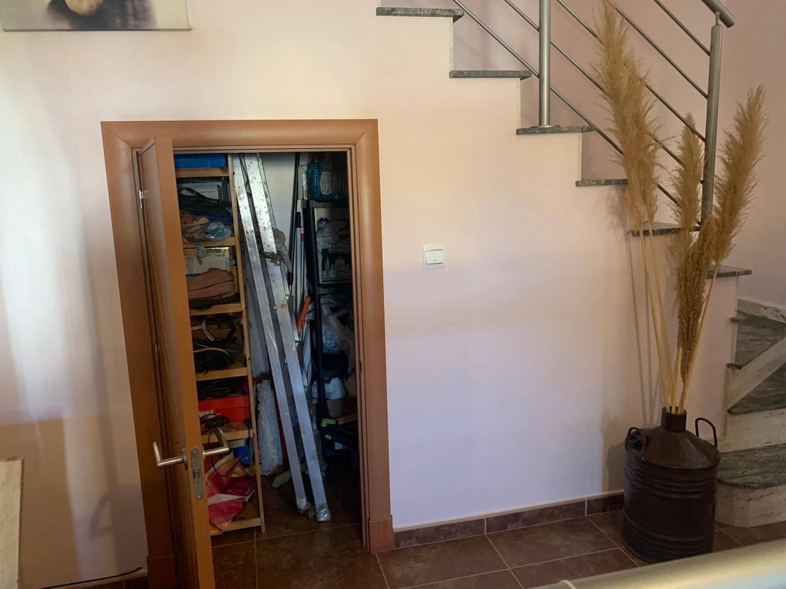 8 soverom Villa til salgs i Malaga by med svømmebasseng garasje - € 495 000 (Ref: 8884970)