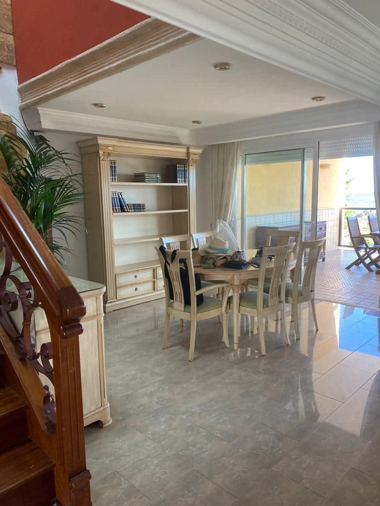 5 camera da letto Villetta Bifamiliare in vendita in Marbella con piscina garage - 1.800.000 € (Rif: 8884971)