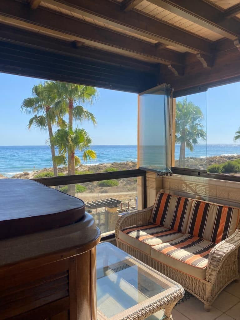 5 camera da letto Villetta Bifamiliare in vendita in Marbella con piscina garage - 1.800.000 € (Rif: 8884971)