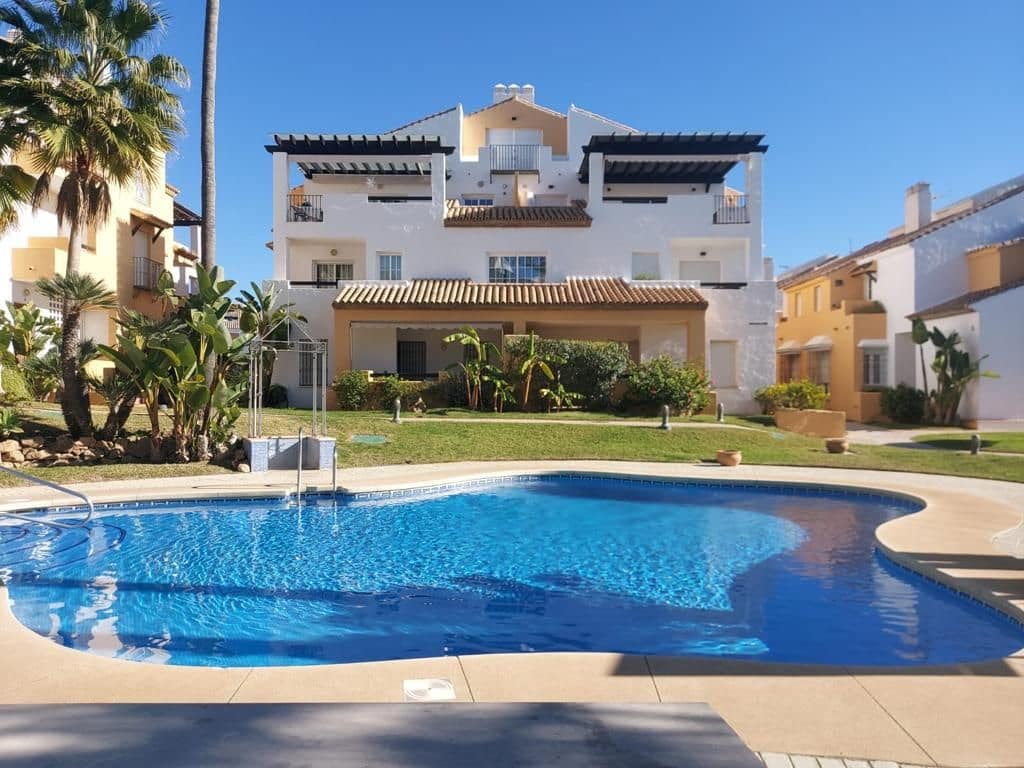 5 camera da letto Villetta Bifamiliare in vendita in Marbella con piscina garage - 1.800.000 € (Rif: 8884971)