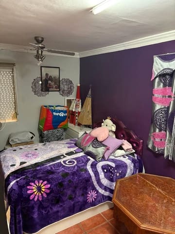 2 bedroom Flat for sale in 25 Años de Paz, Málaga city - € 210,000 (Ref: 8987053)