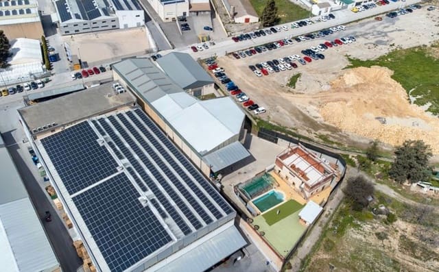 Kommersiell til salgs i Alcalá la Real - € 1 690 000 (Ref: 8987054)