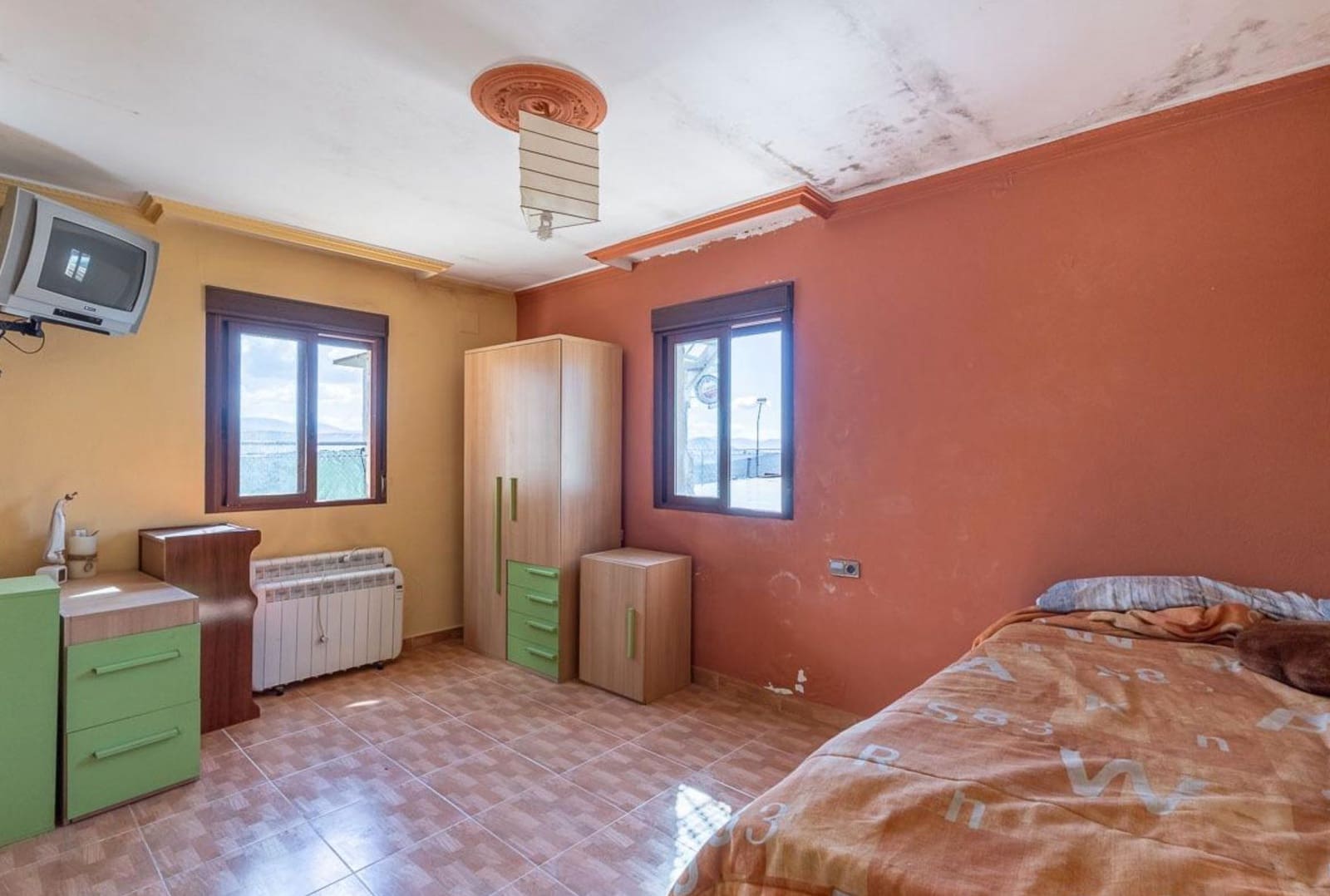 Kommersiell til salgs i Alcala la Real - € 1 690 000 (Ref: 8987054)