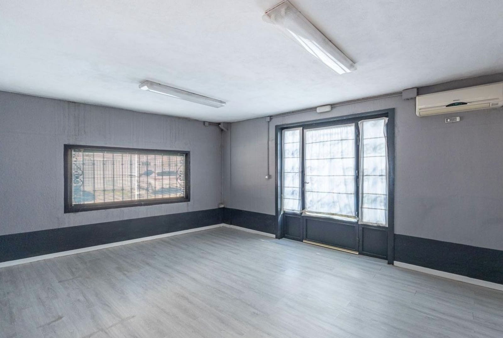 Kommersiell til salgs i Alcala la Real - € 1 690 000 (Ref: 8987054)