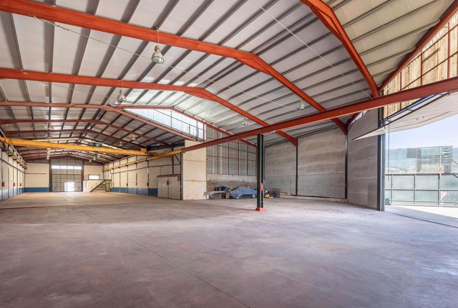 Kommersiell til salgs i Alcala la Real - € 1 690 000 (Ref: 8987054)