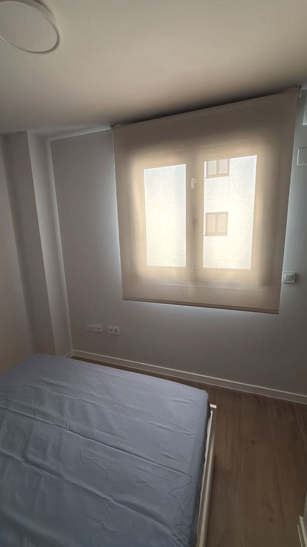 2 bedroom Flat for rent in Malaga city with pool garage - € 1,500 (Ref: 9699861)