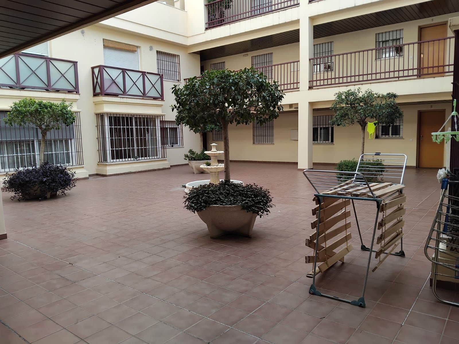 2 bedroom Flat for sale in Fuengirola - € 235,000 (Ref: 9699863)