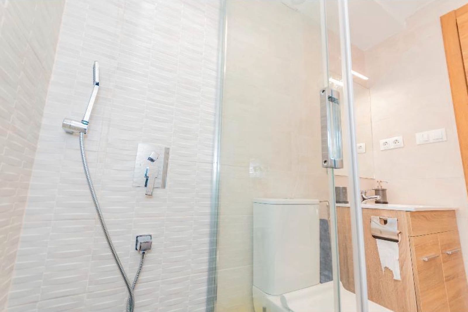 2 soverom Villa til salgs i Malaga by - € 269 000 (Ref: 9699874)