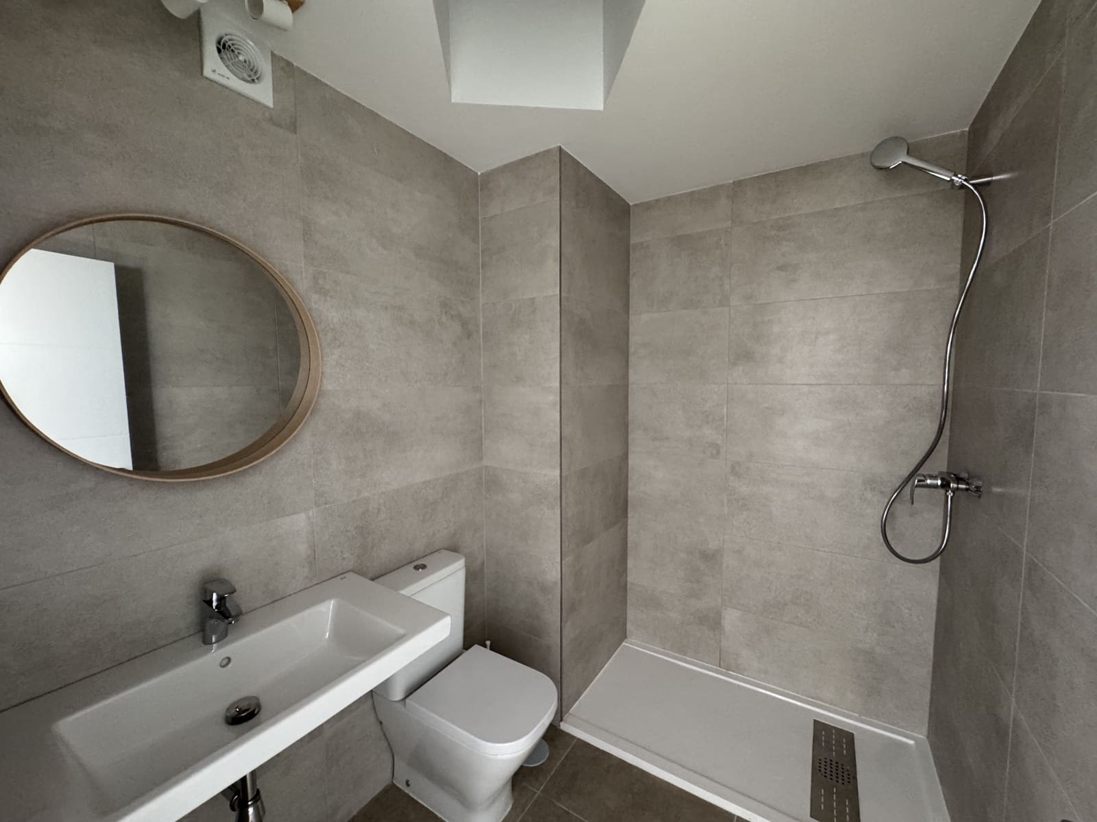 2 bedroom Penthouse for sale in Malaga city with garage - € 570,000 (Ref: 9714150)