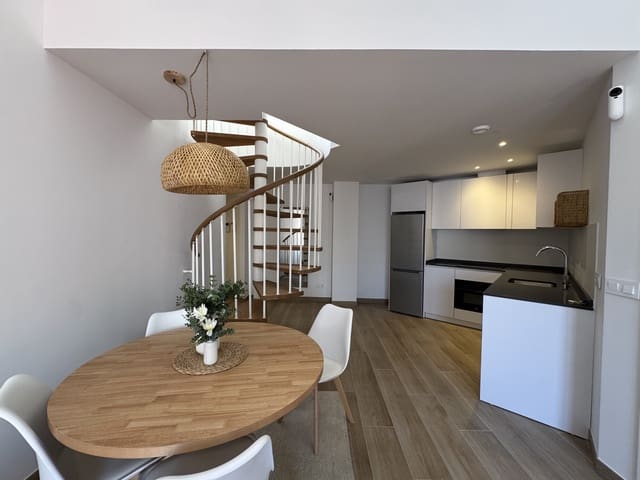 2 quarto Penthouse para venda em Málaga cidade com garagem - 570 000 € (Ref: 9714150)