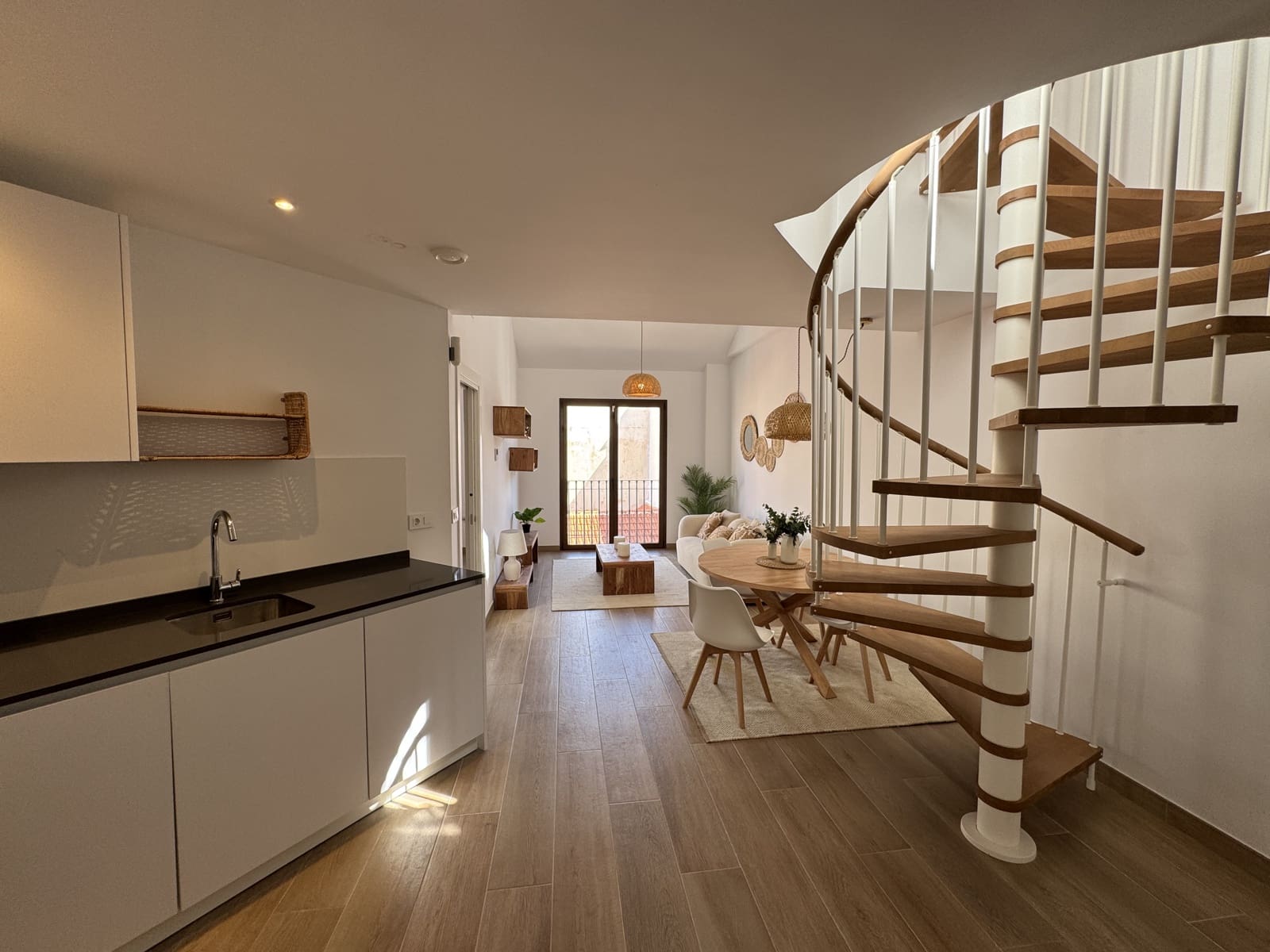 2 bedroom Penthouse for sale in Malaga city with garage - € 570,000 (Ref: 9714150)