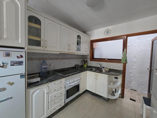 2 sypialnia Apartament na sprzedaż w Puerto Rico, Mogán z basenem garażem - 255 000 € (Ref: 10011481)