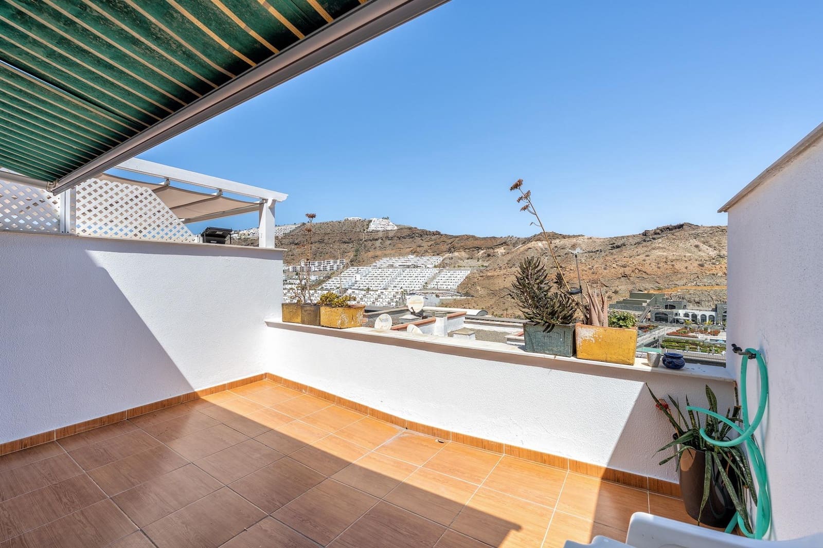 2 bedroom Apartment for sale in Puerto Rico with garage - € 335,000 (Ref: 10013358)