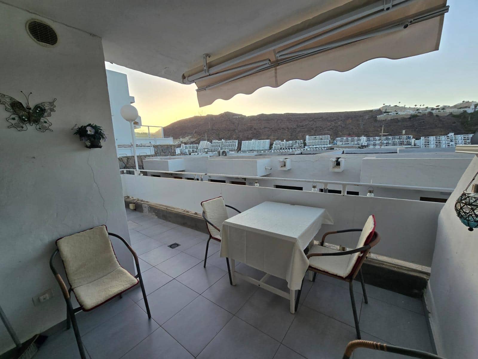 Appartement de 1 chambre à louer à Puerto Rico avec piscine - 1 100 € (Ref: 10028893)