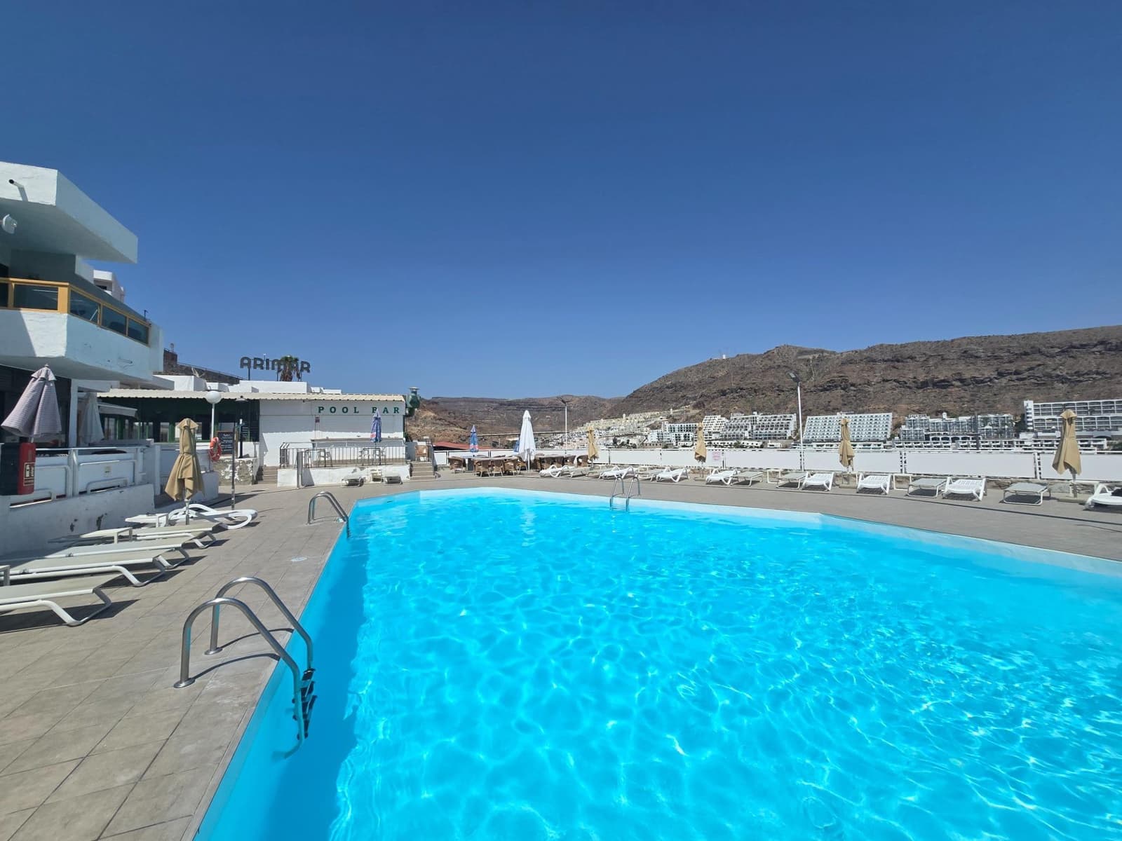 Appartement de 1 chambre à louer à Puerto Rico avec piscine - 1 100 € (Ref: 10028893)