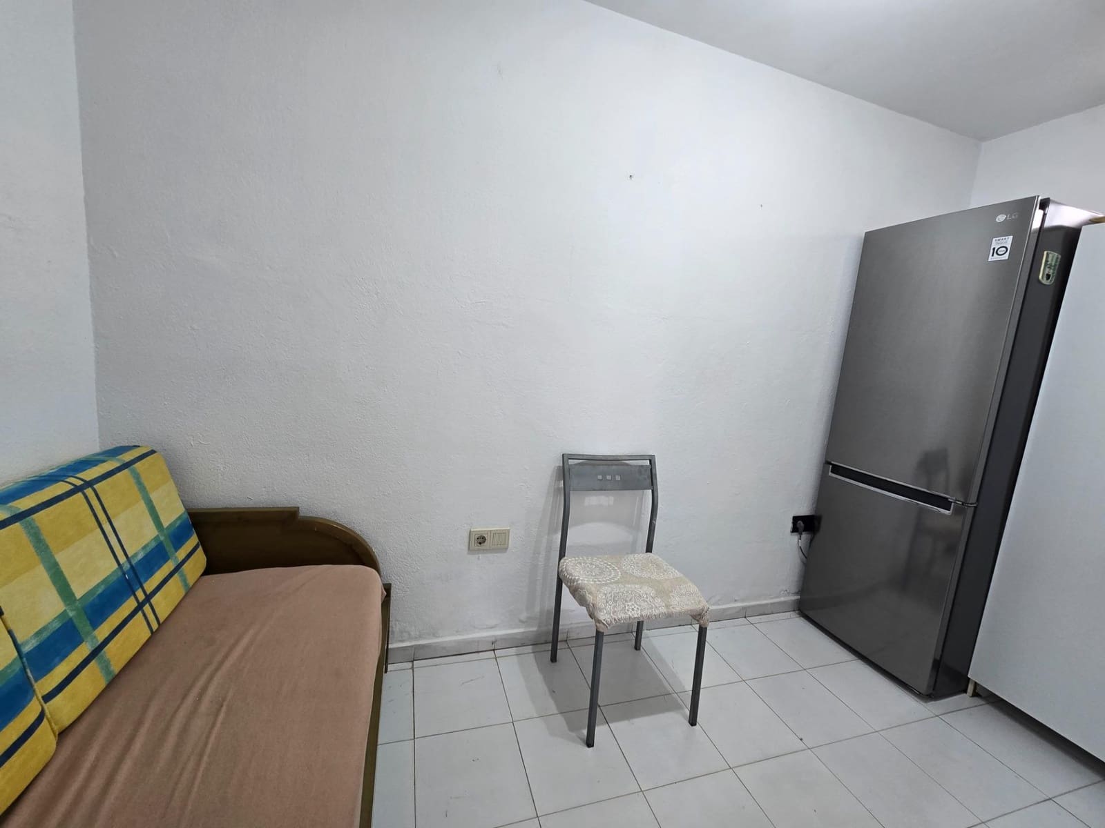 2 quarto Apartamento para arrendar em San Bartolome de Tirajana com piscina garagem - 1 100 € (Ref: 10037465)