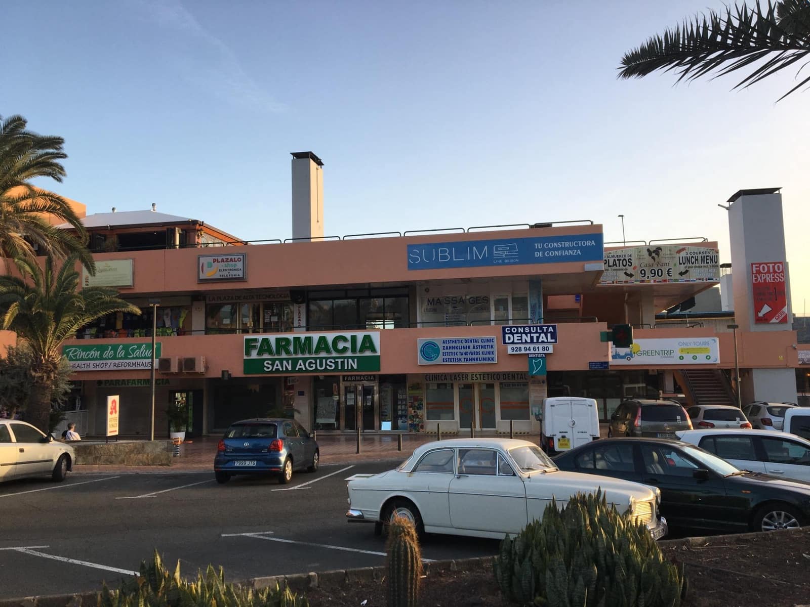 1 slaapkamer Appartement te huur in San Bartolome de Tirajana met zwembad garage - € 1.250 (Ref: 10043035)