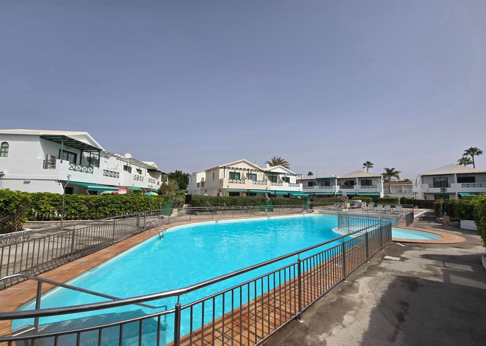 2 slaapkamer Appartement te huur in Maspalomas met zwembad garage - € 1.500 (Ref: 10055301)