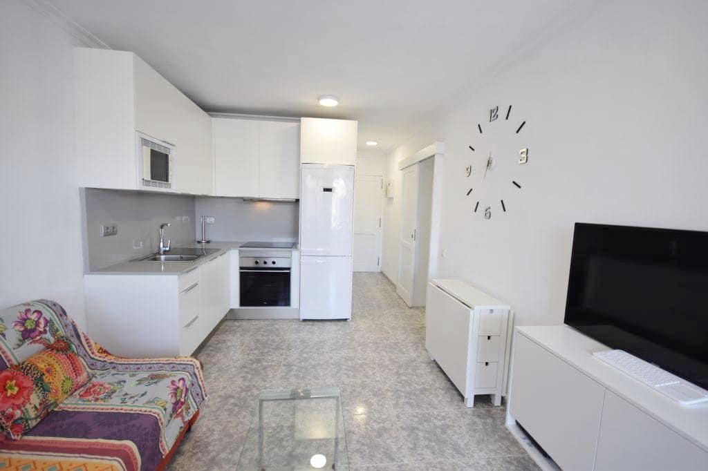 1 soverom Leilighet til leie i Patalavaca med svømmebasseng - € 950 (Ref: 10055302)