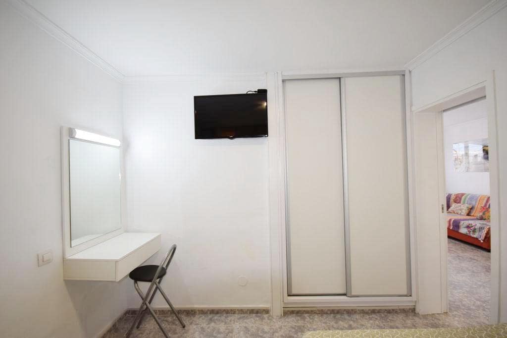 1 soverom Leilighet til leie i Patalavaca med svømmebasseng - € 950 (Ref: 10055302)