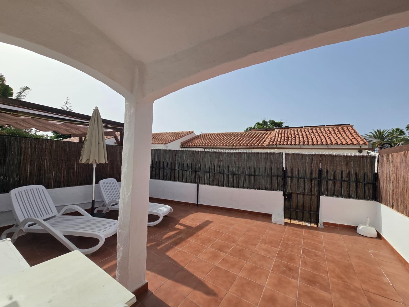 1 soverom Bungalow til leie i Playa del Ingles med svømmebasseng garasje - € 1 400 (Ref: 10059156)