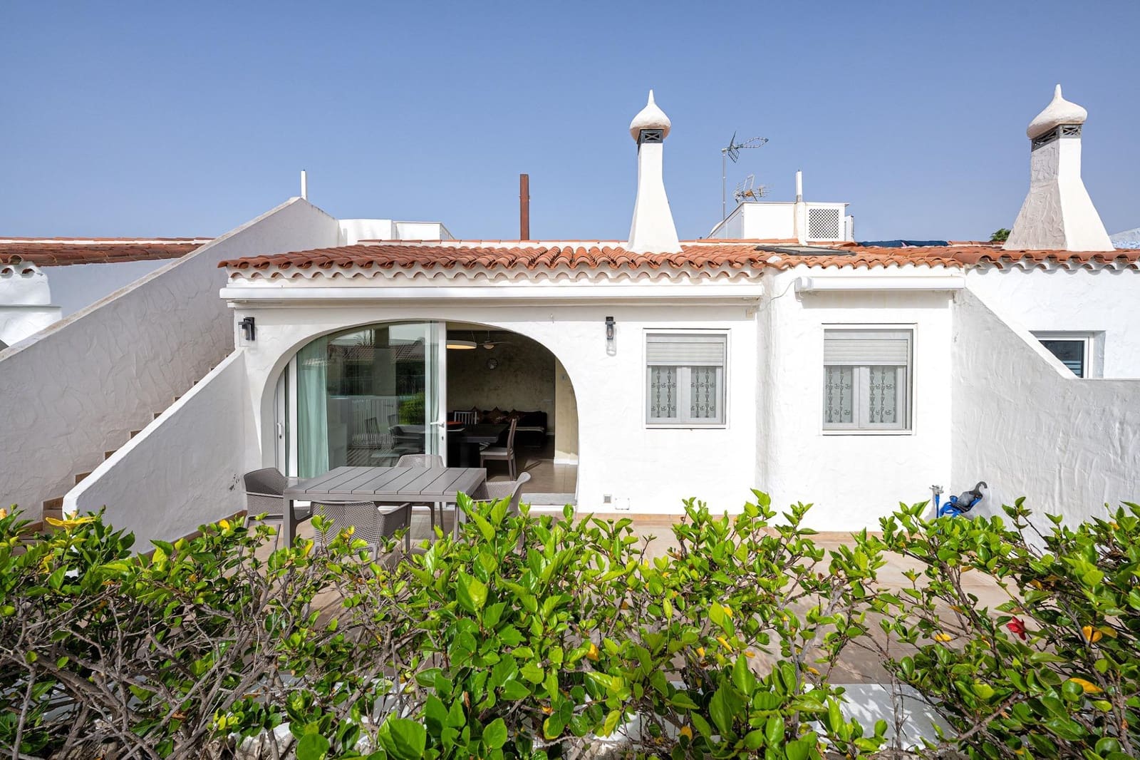 2 bedroom Bungalow for sale in San Bartolome de Tirajana with pool - € 790,000 (Ref: 10062281)
