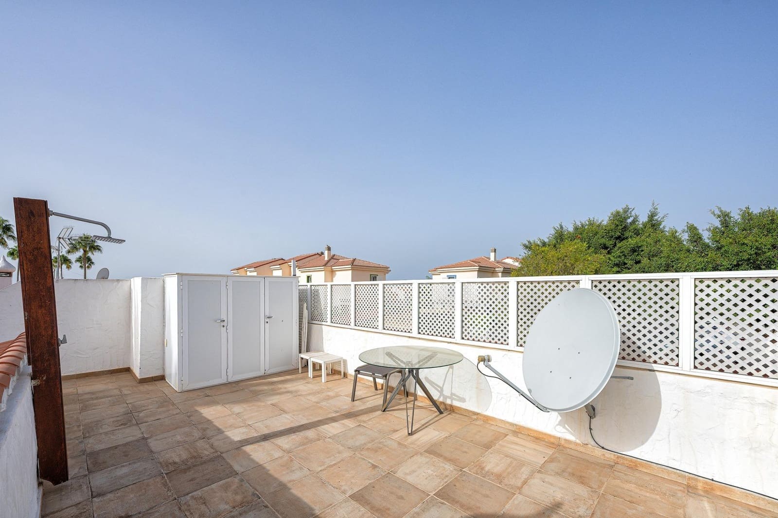Bungalow de 2 habitaciones en San Bartolomé de Tirajana en venta con piscina - 790.000 € (Ref: 10062281)