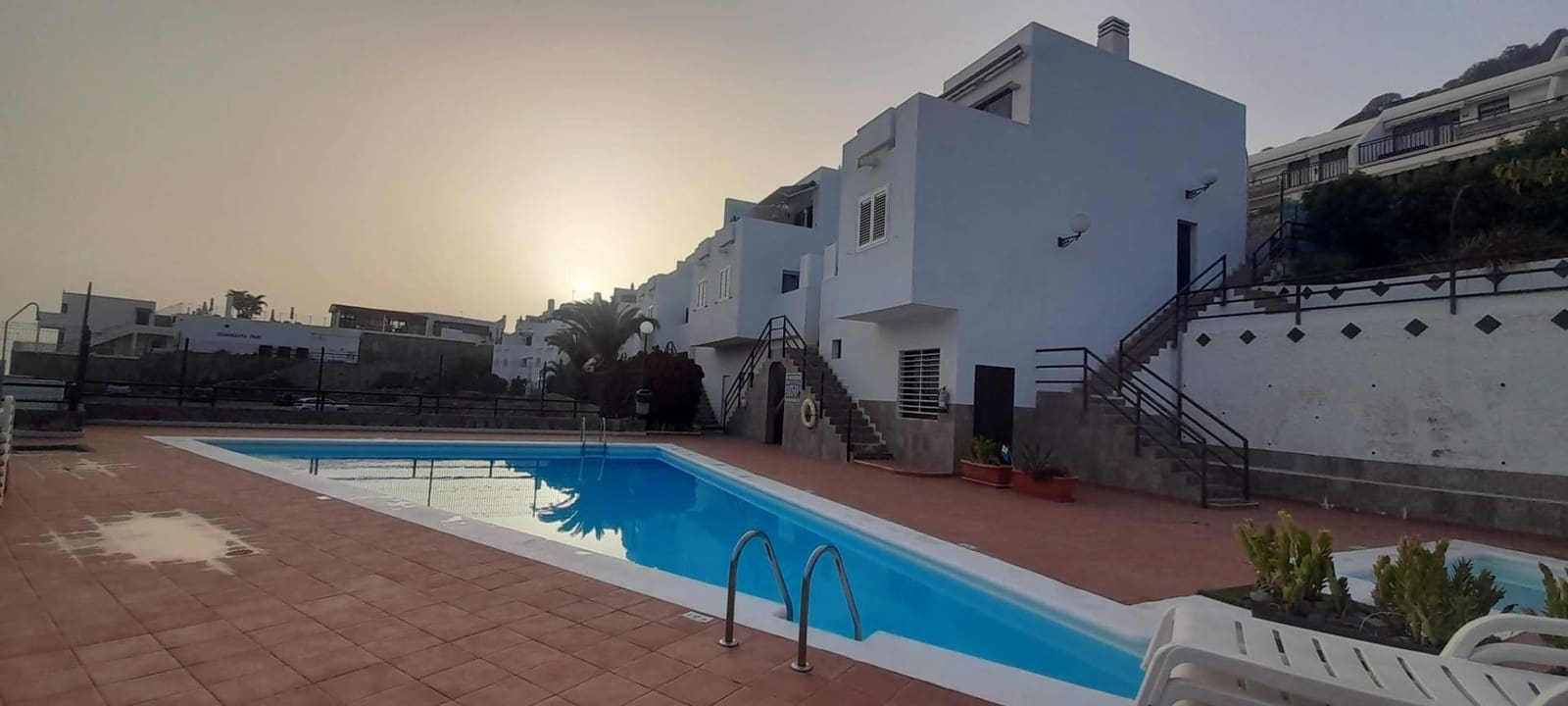 2 soveværelse Lejlighed til leje i Puerto Rico med swimmingpool garage - € 1.350 (Ref: 10081247)