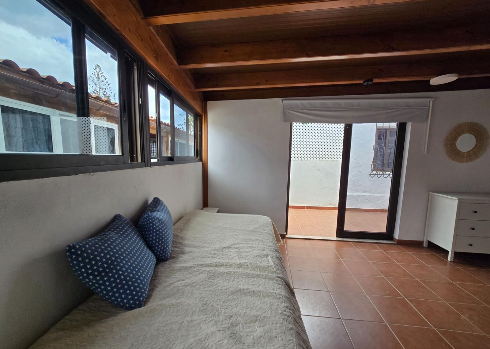 2 makuuhuone Bungalow vuokrattavana paikassa Playa del Ingles mukana uima-altaan - 1 500 € (Ref: 10098433)