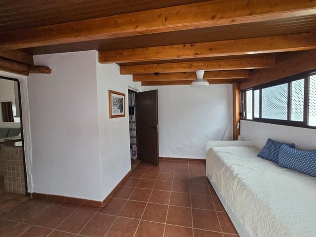 2 makuuhuone Bungalow vuokrattavana paikassa Playa del Inglés, San Bartolomé de Tirajana mukana uima-altaan - 1 500 € (Ref: 10098433)