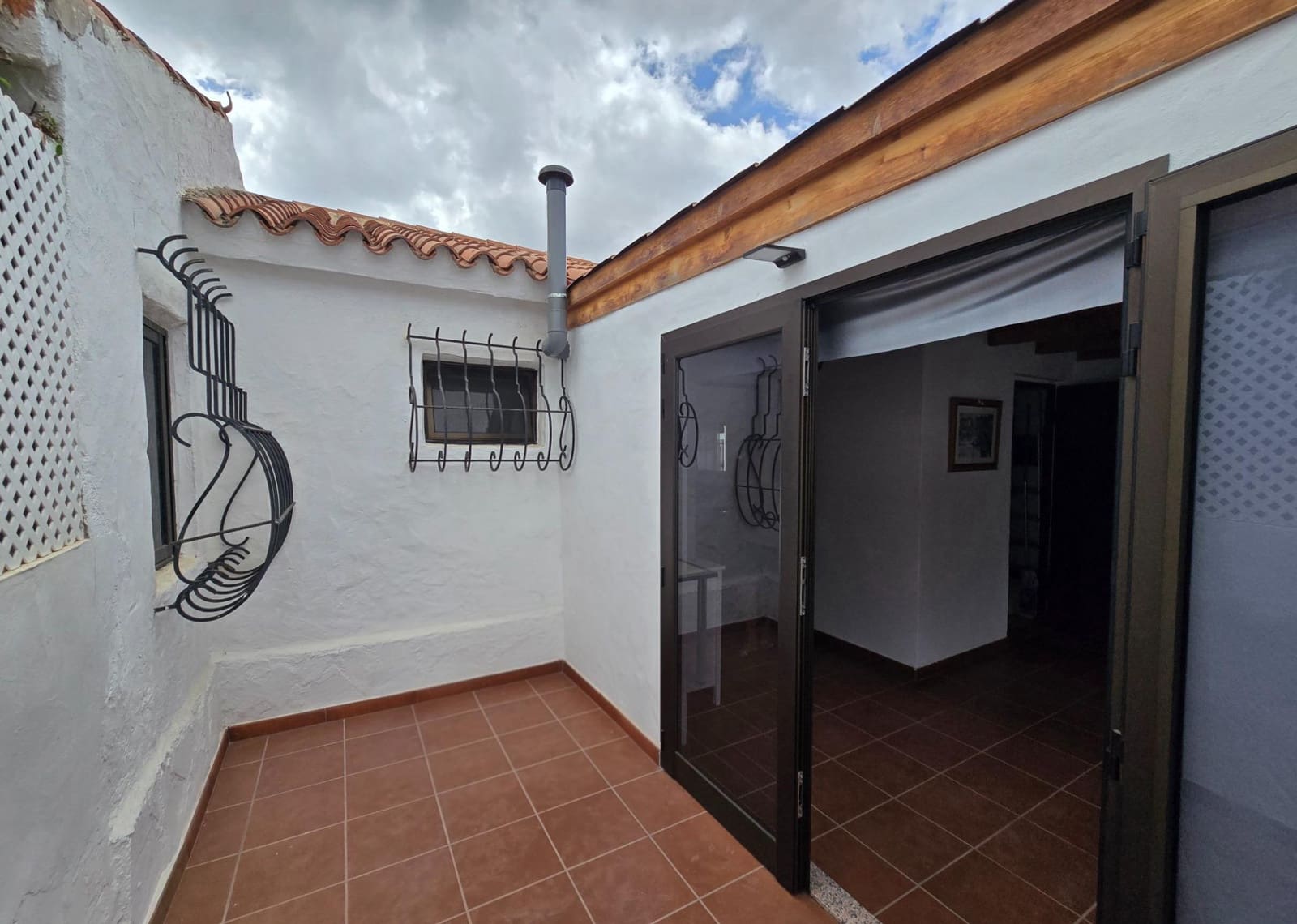2 makuuhuone Bungalow vuokrattavana paikassa Playa del Ingles mukana uima-altaan - 1 500 € (Ref: 10098433)
