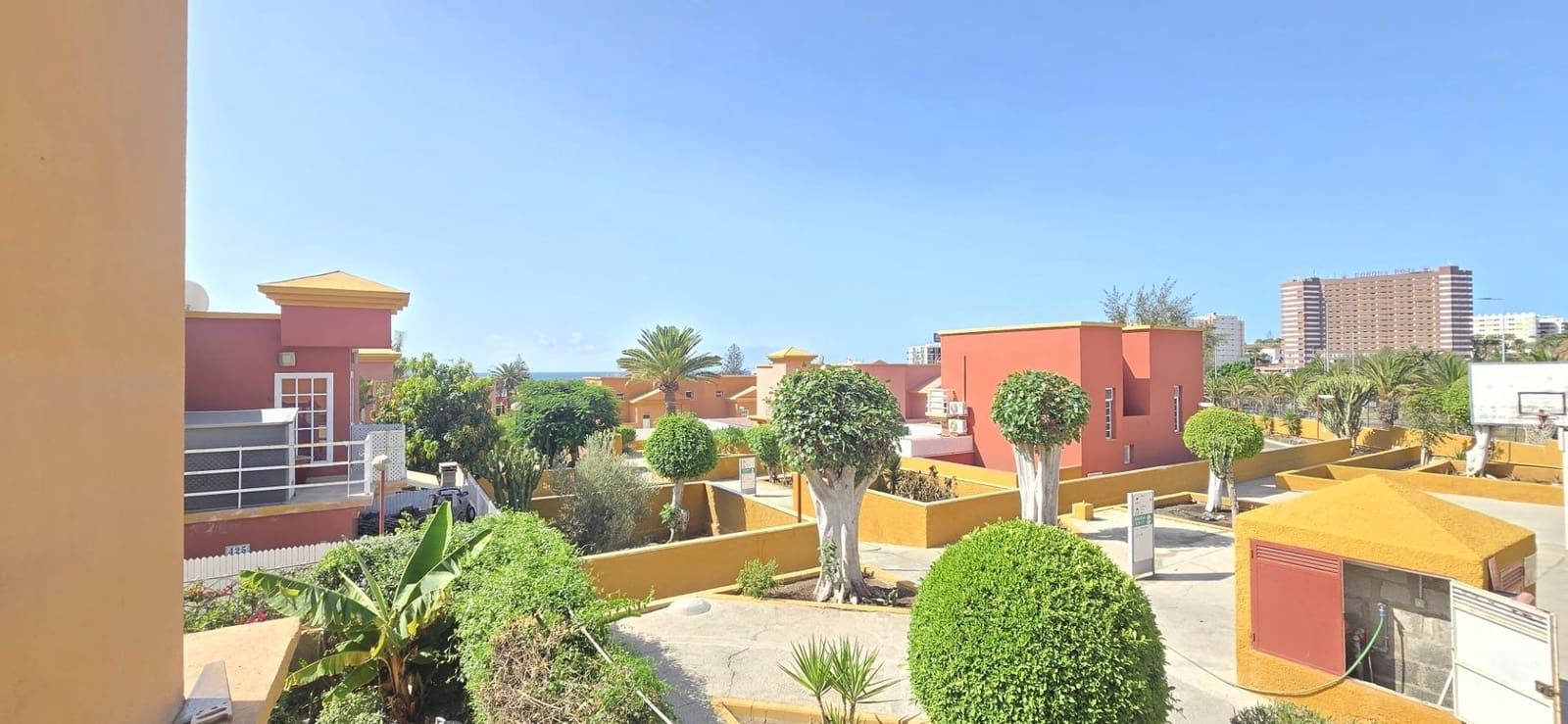 3 soveværelse Lejlighed til leje i San Agustin med swimmingpool - € 2.150 (Ref: 10100460)