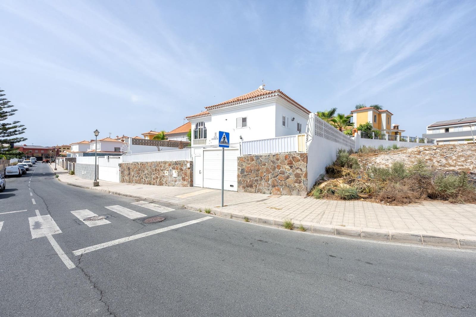 4 sovrum Villa till salu i Sonneland med garage - 1 565 000 € (Ref: 10109697)