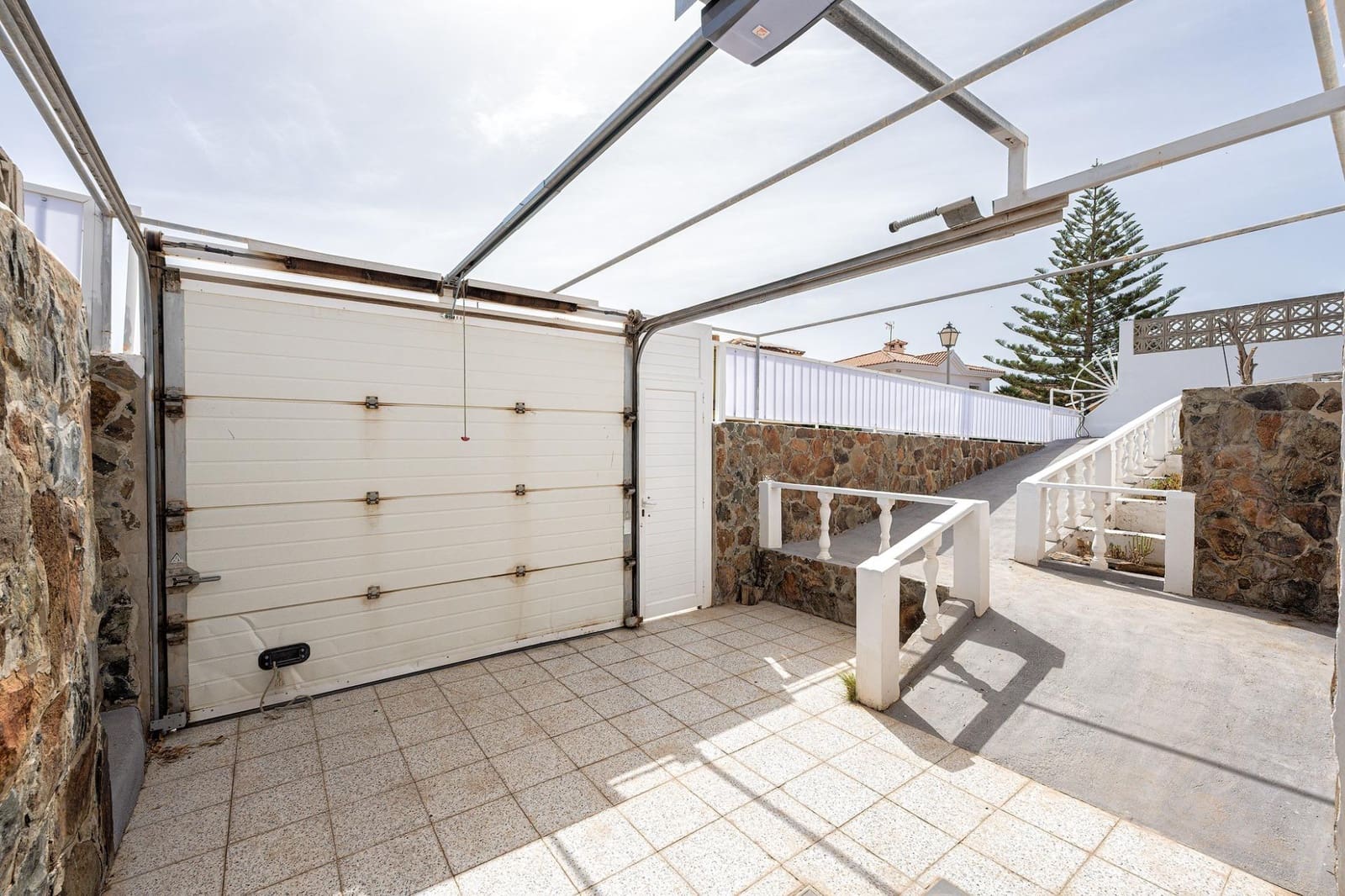 4 sovrum Villa till salu i Sonneland med garage - 1 565 000 € (Ref: 10109697)