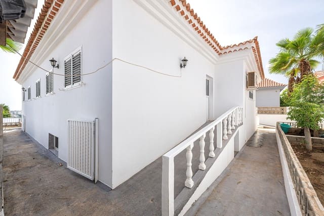 4 sovrum Villa till salu i Sonneland, San Bartolomé de Tirajana med garage - 1 565 000 € (Ref: 10109697)