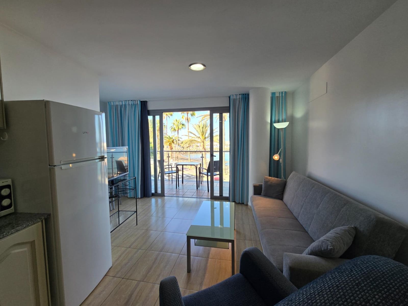 1 quarto Apartamento para arrendar em Arguineguin - 1 500 € (Ref: 10111027)