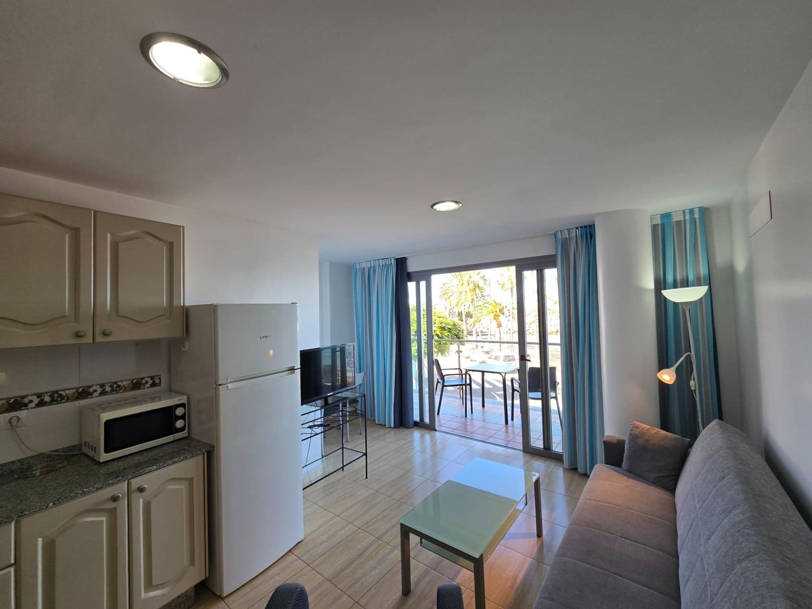 1 quarto Apartamento para arrendar em Arguineguin - 1 500 € (Ref: 10111027)