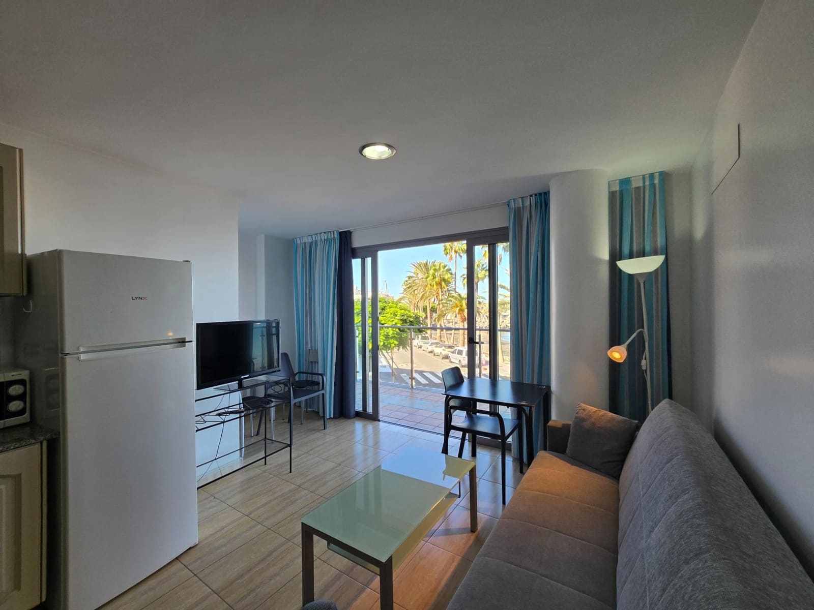 1 quarto Apartamento para arrendar em Arguineguin - 1 500 € (Ref: 10111027)