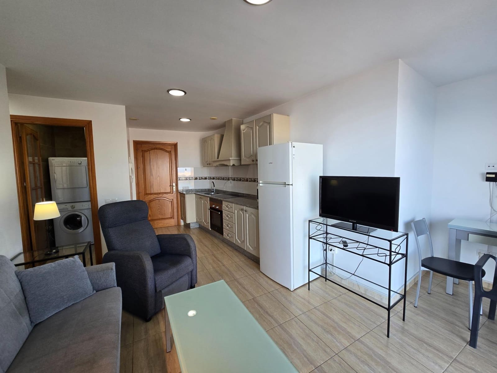 1 quarto Apartamento para arrendar em Arguineguin - 1 500 € (Ref: 10111027)
