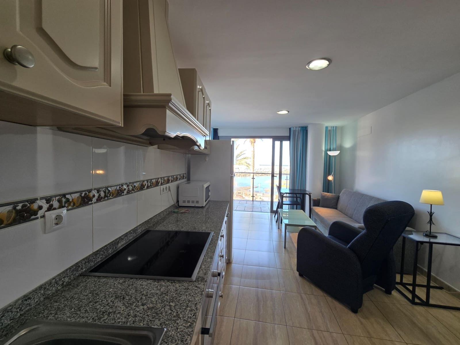 1 quarto Apartamento para arrendar em Arguineguin - 1 500 € (Ref: 10111027)
